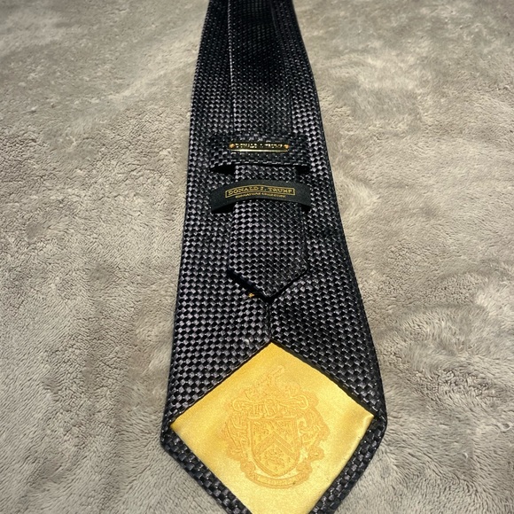 Donald Trump Signature Collection Tie - Picture 3 of 4